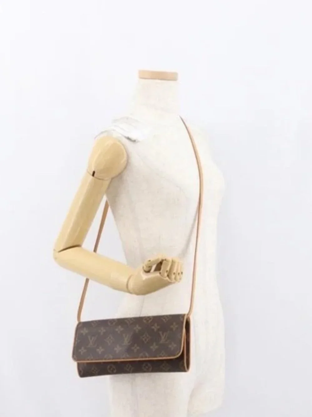 LOUIS VUITTON Monogram Pochette Twin GM Shoulder Bag M51852 LV Auth ka1548